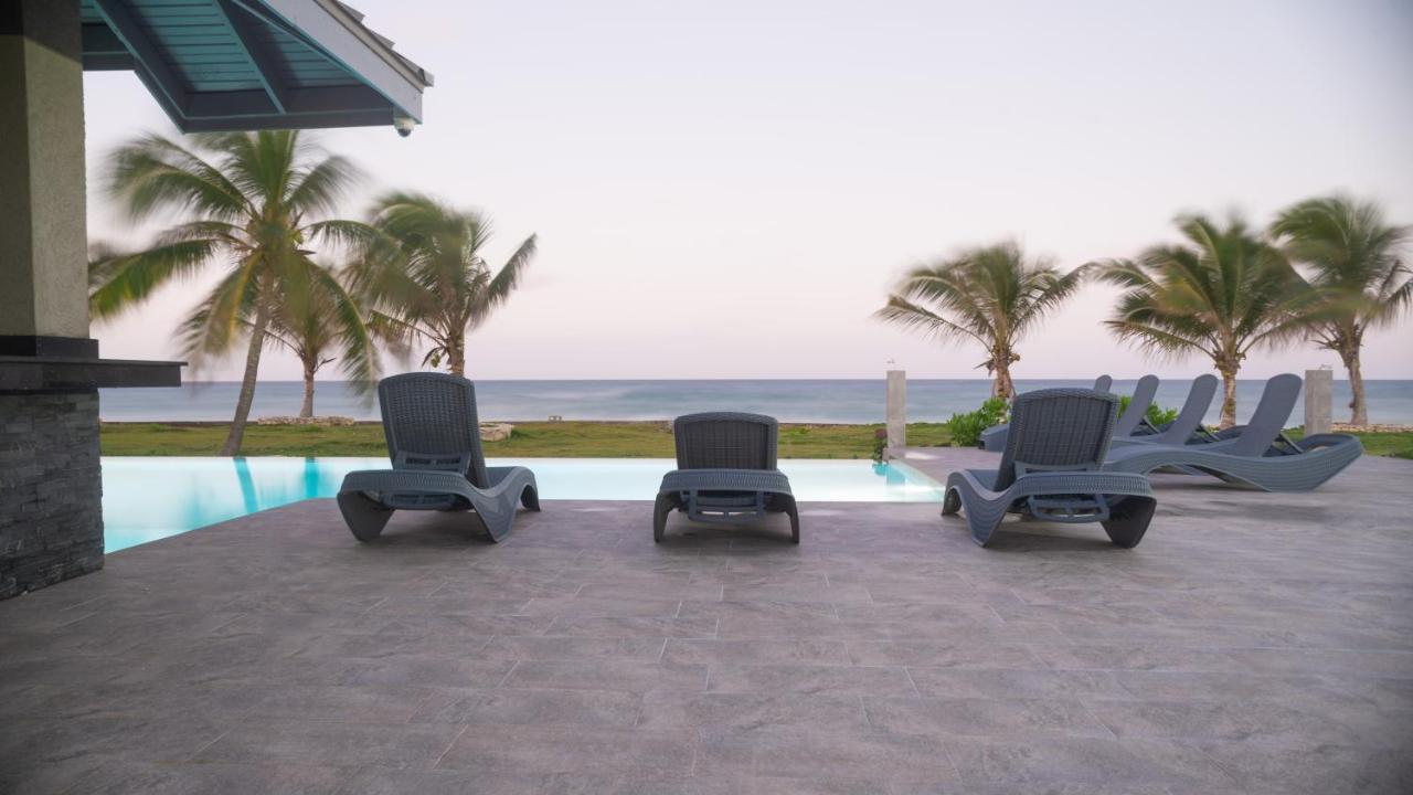 Soak'D Pineapple Villa Berrydale Esterno foto